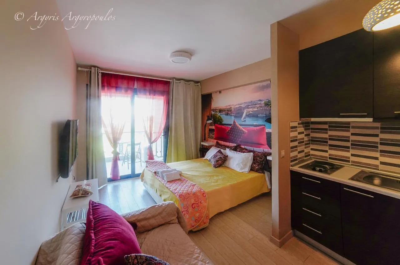 Aslanis Luxury Suites -Theme Studio Anatoli ile iletişim